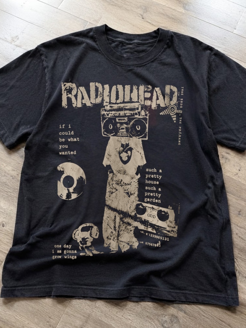 Gildan Unisex’s Black Radiohead Graphic Tee